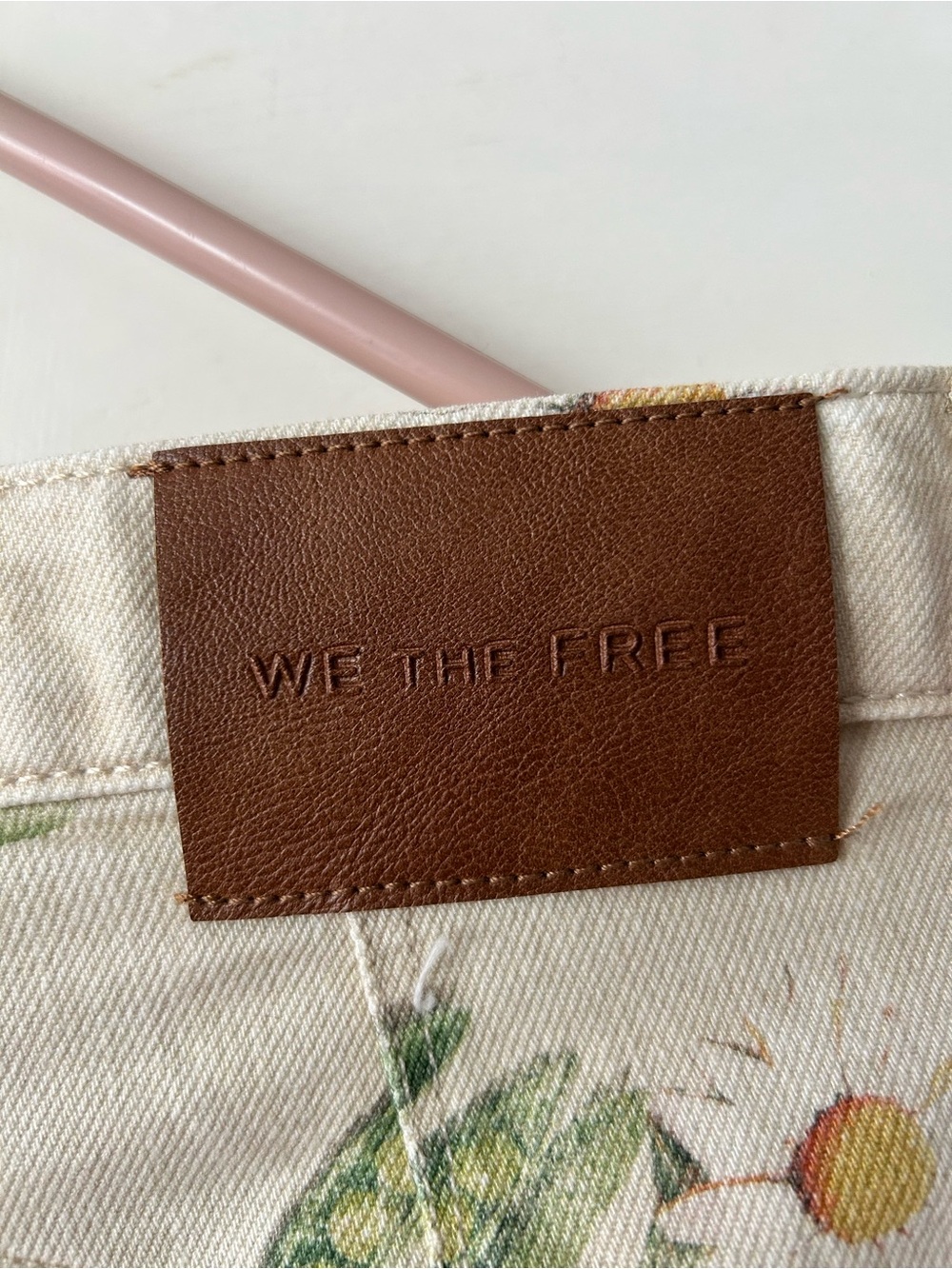 WE THE FREE GOOD LUCK PRINT BARREL JEANS - “VEGGIE GARDEN” - Picture 6 of 8